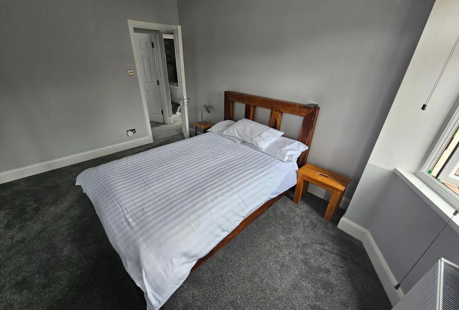 Shortwood Stay Staines-upon-Thames